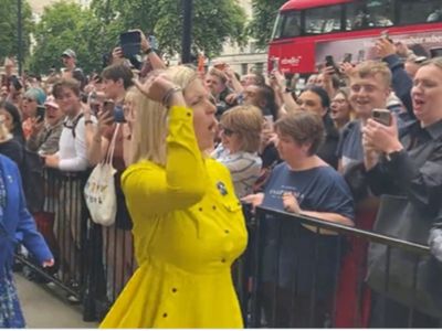 MP who gave Boris Johnson protesters the middle finger promoted to education minister