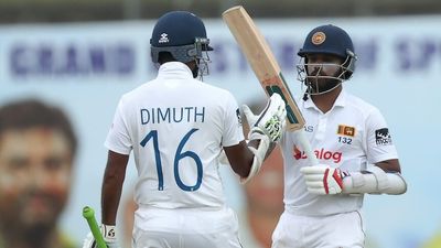 Second Test live: Sri Lanka bats after dismissing Australia for 364 in first innings on day two in Galle