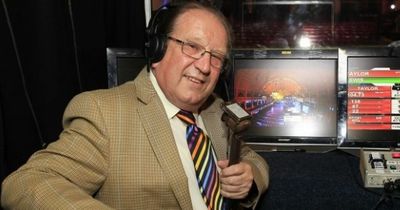John Gwynne dead: Jeff Stelling leads tributes as darts commentator passes away aged 77