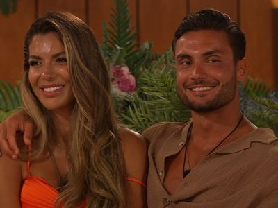 Love Island fans are rooting for Ekin-Su and Davide to win: ‘Please can these two get married’