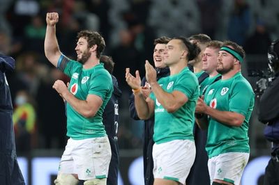 Ireland make history with 23-12 win over 14-man All Blacks