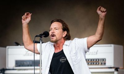 Pearl Jam review – a sensitive, subversive new vision for classic rock