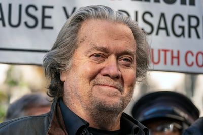 Trump may waive executive privilege to allow Steve Bannon to testify at Jan 6 committee