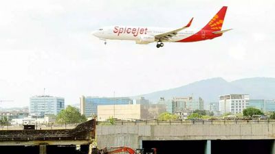Mumbai: Passengers on SpiceJet flight stranded 6 hours