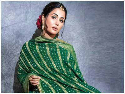 #Eid Special! My mother ensures that the entire family is together on Eid: Hina Khan