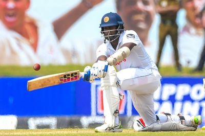 Kusal falls early but Sri Lanka steady in second Test