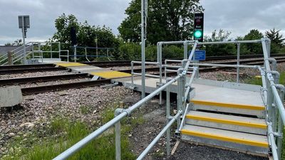 Technology upgrade to slash level crossing waiting times