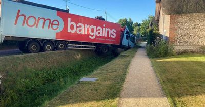 Lorry narrowly avoids hitting cottage in crash on A338 in Collingbourne Ducis, Wiltshire