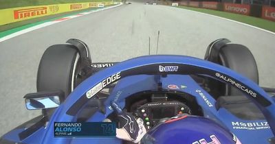 Fernando Alonso spotted making angry finger gesture while overtaking at Austrian GP