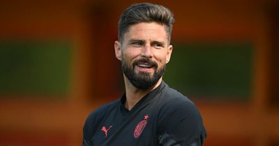 Olivier Giroud makes shock Tottenham transfer statement amid Frank Lampard admission