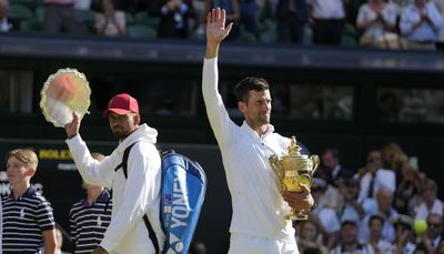 Novak Djokovic wins his seventh Wimbledon title