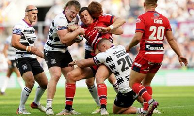 Magic Weekend: Late video referee controversy hands Hull FC derby win