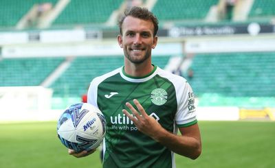 Christian Doidge pledges to fight for Hibs place after notching hattrick against Clyde