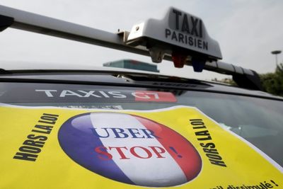 French opposition denounces Uber-Macron 'secret deal'