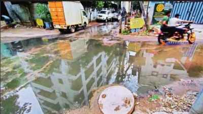 Hyderabad: Dug-up roads bombed out by heavy rain, internal networks in shambles