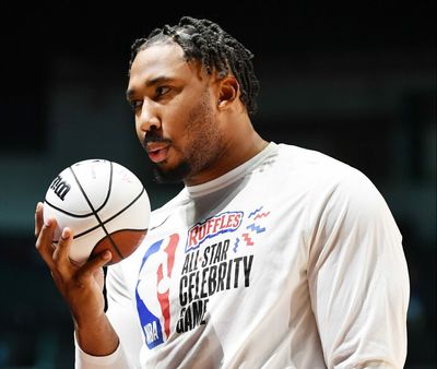 In full uniform, Myles Garrett warms up with Cavs Summer League team