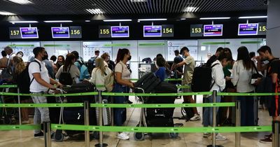 Airports crisis made worse by UK government inaction - industry boss