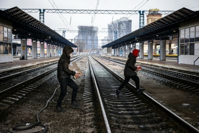Returning home, night train to Kyiv