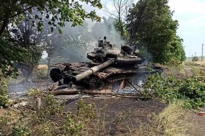 Tanks A Lot: Ukrainian Forces Joke They Are On Safari To Create A Russian Tank Cemetery