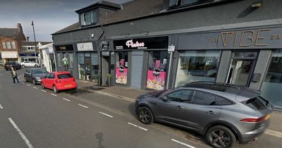 Ayrshire ice cream parlour gets go ahead to sell hot food despite multiple concerns from neighbours