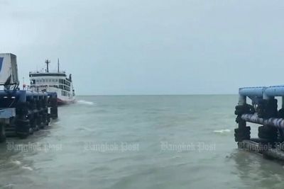 Storms halt all Surat Thani ferries