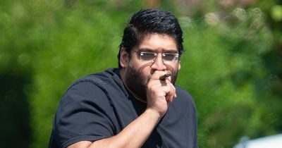 Couple with 10 kids park their car so close to neighbour's that she can't move