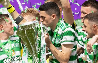 Tom Rogic transfer latest as Celtic hero pictured following Australia boss Graham Arnold's 'concerns'