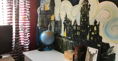 Harry Potter fans will fall in love with this amazing budget bedroom transformation