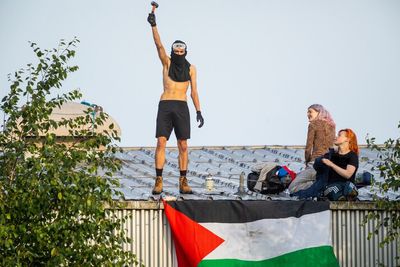 Glasgow arms factory evacuated as pro-Palestine protesters 'smash up' building