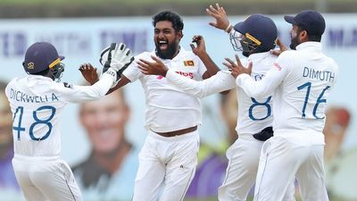 Sri Lanka completes emphatic victory over Australia in second Test in Galle, levelling two match series 1-1