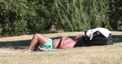 Met Office issues extreme heat warning for weather 'too hot to work in' amid 43C fears