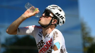 Australian yellow jersey hope Ben O'Connor withdraws from the Tour de France through injury