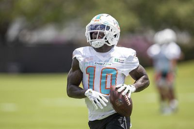 NFL analyst picks Dolphins wide receiver as potential non-QB MVP candidate