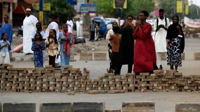 Khartoum Democracy Activists Lift Half of Sit-Ins