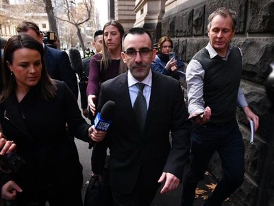 Compo question in police murder acquittal