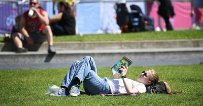 'I'm loving it!' Mancs hit the pubs and parks to enjoy 30C heatwave - and it could get even hotter