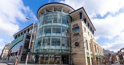 Twins launch 'nasty attack' on mum in Nottingham city centre then one steals her £800 bag