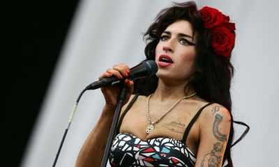 Sam Taylor-Johnson to direct authorised Amy Winehouse biopic