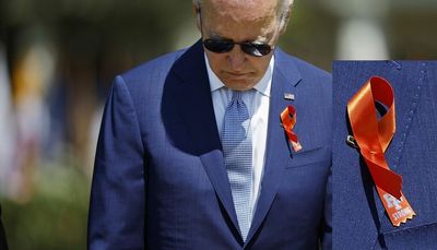 At White House gun law event a week after parade massacre, Biden wears ‘Highland Park Strong’ ribbon