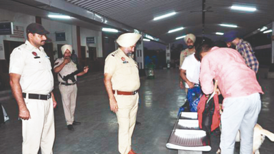 Punjab: Mohali police conduct search operations at railway station, markets
