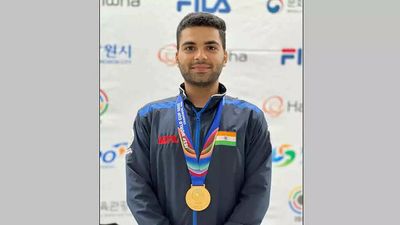 Arjun Babuta hits mark, wins shooting gold for India