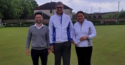 Coatdyke bowling club stages open pairs contest