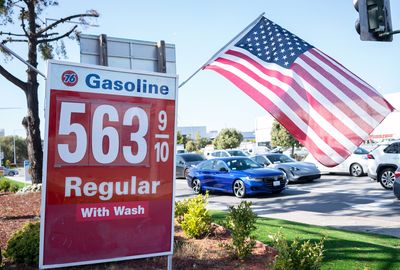 Fox News alarmed by falling gas prices