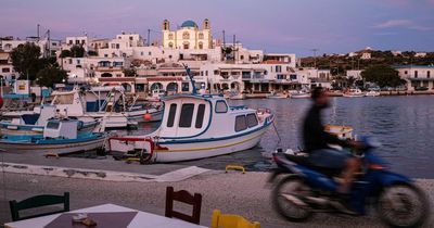 Greece dumps Covid quarantine rules for tourists but mask guidelines may return