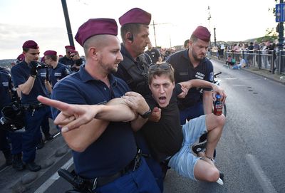 Hungary bridge blockade fails to derail small business tax rise