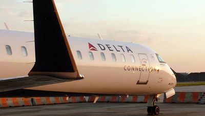 Delta Earnings Miss Amid Higher Costs Despite Travel Revival; Airline Stocks Mostly Fall