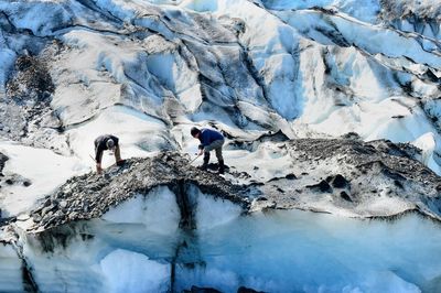 A plane crashed into a mountain in 1952. Seventy years later, the search for victims goes on