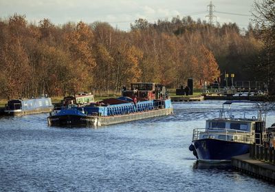 Warnings after boy, 16, dies in canal