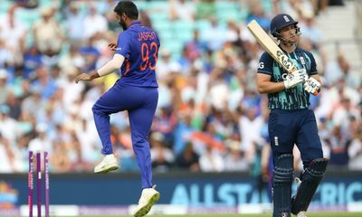 England embarrassed after 10-wicket thrashing by India in first ODI