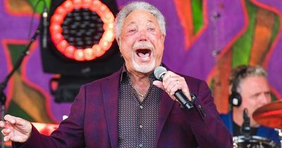 Sir Tom Jones 'collapses' before concert and is forced to cancel show